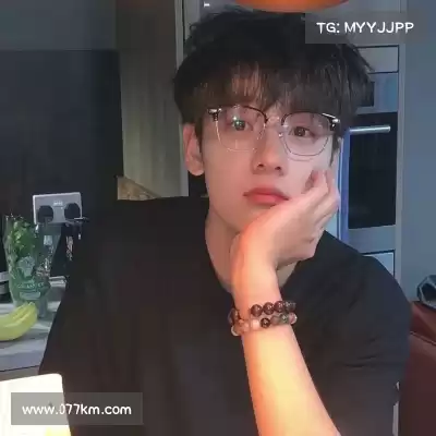 钟炳